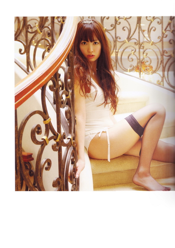 [唯美写真] 小嶋阳菜 Haruna Kojima Onna no Ko no Kamisama